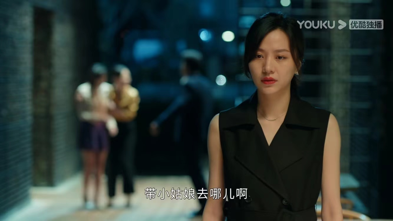 女心理师：被上司醉酒性侵的李薇，穿着暴露，是原罪还是借口？