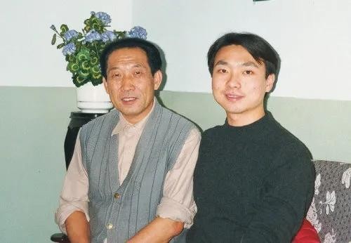 2003年农村姑娘考了399分，被人冒名顶替上大学，母亲催她查到底