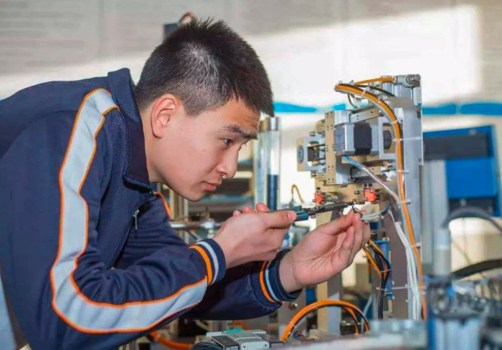 “中国烟草”青睐的专业，缺口大且就业率高，薪资待遇也比较不错