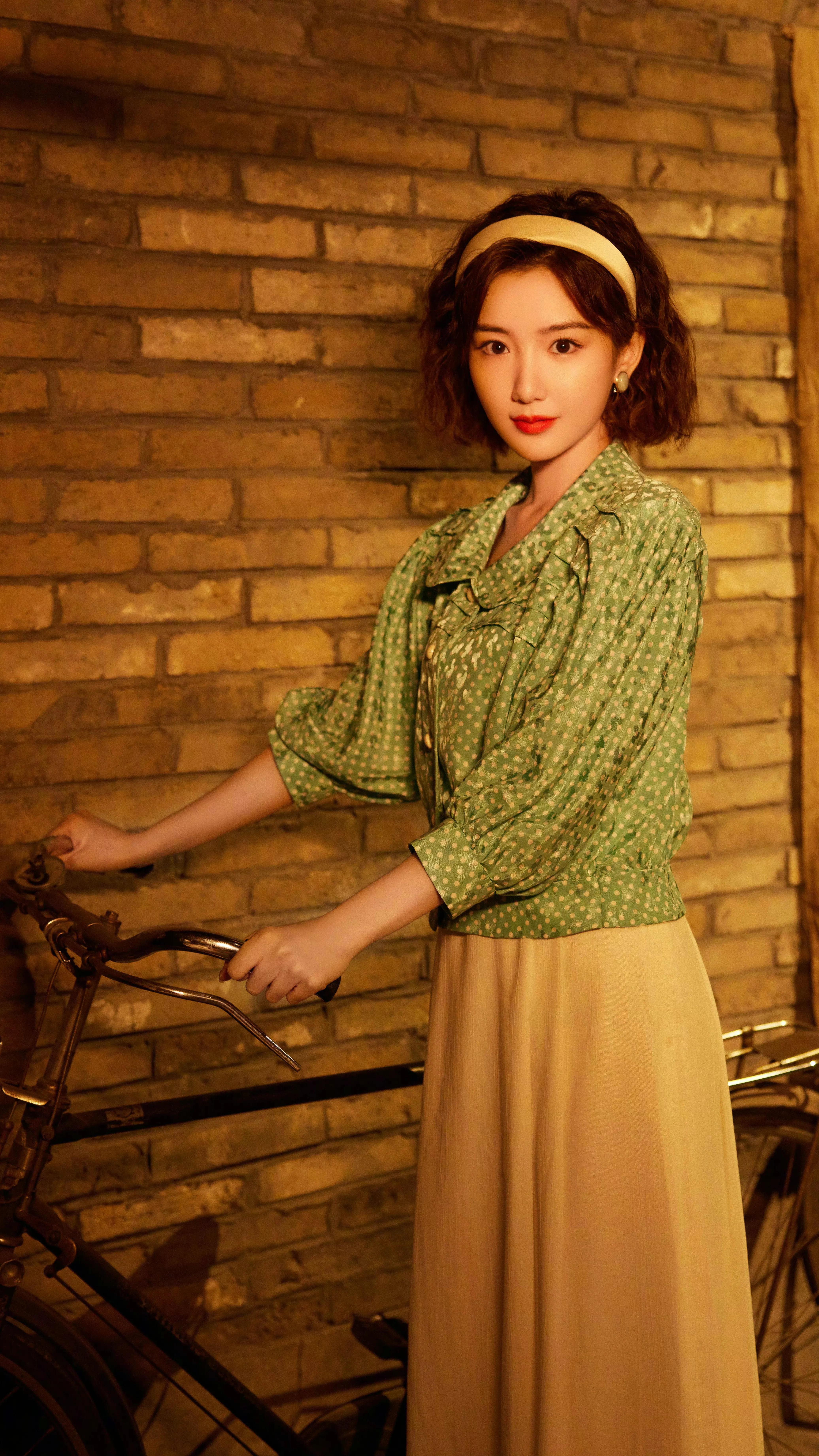 毛晓彤绝美壁纸