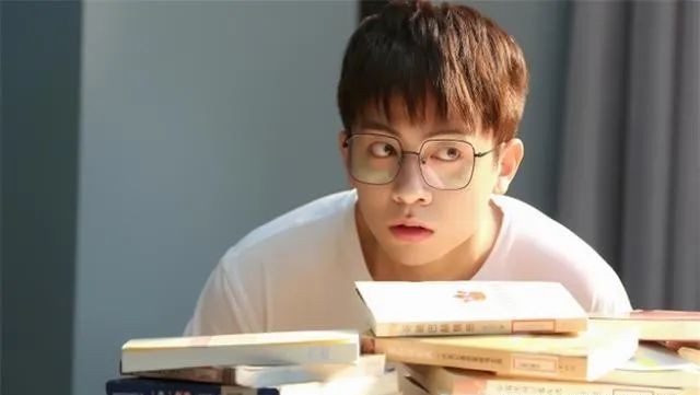 《时光与你都很甜》，优酷又一下饭校园剧来袭，连追