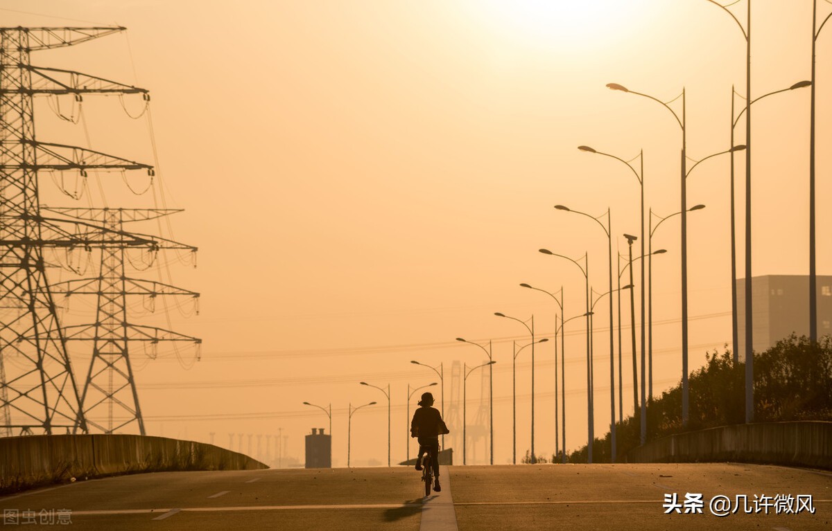 我，一个初中毕业的农村女孩，是如何一步步坐进老板的办公室的？