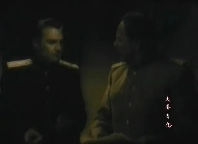 世界电影（0100）苏联电影《绿色信号》（1956）剧照欣赏