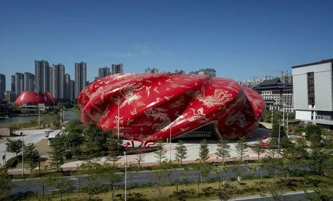 两个2021年中国十大丑陋建筑评选结果重磅揭晓
