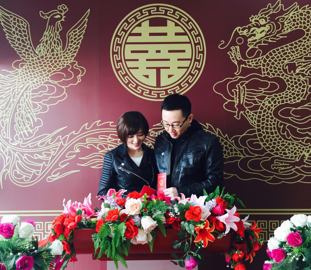 胡蝶：嫁导演陆川7年生2娃，独自产检、长期分居，却过得很幸福