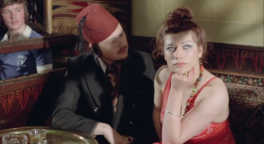 四部纪录式影片，大胆演绎的经典故事