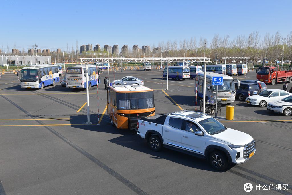 C6驾照难不难考、你的私家车能拉拖挂房车吗？