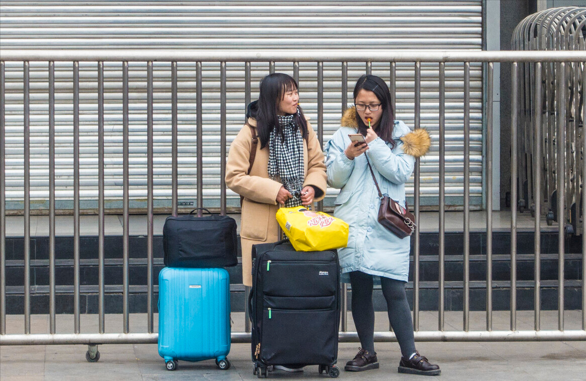 江苏的高校公布放寒假时间，较往年有所提前，但天数却有缩短