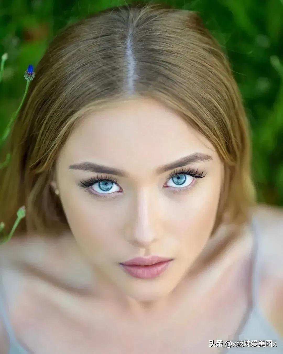 波兰猫眼女神:奥利维亚·佩特里娜