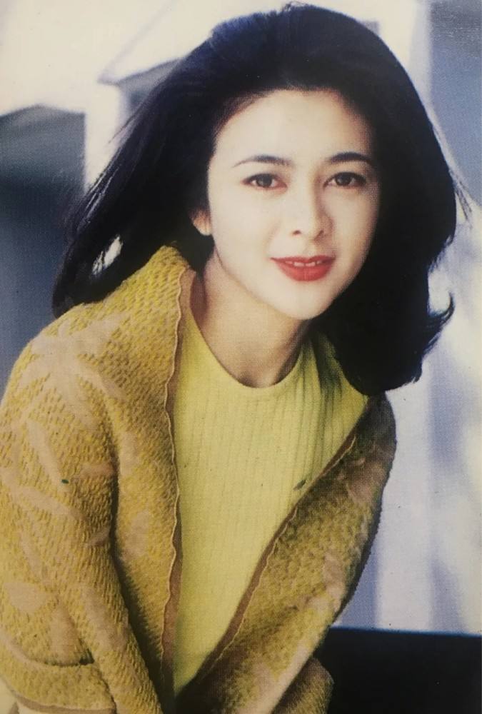 19位惊艳了时光的“80年代港风美女”，个个美到窒息，一见误终身
