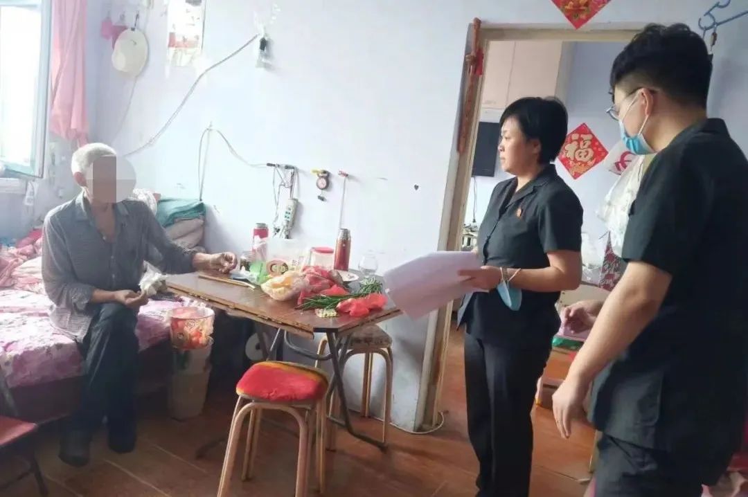 罨꡿Ա ϡɽԺ뻧Աƶ60꼰ֹ