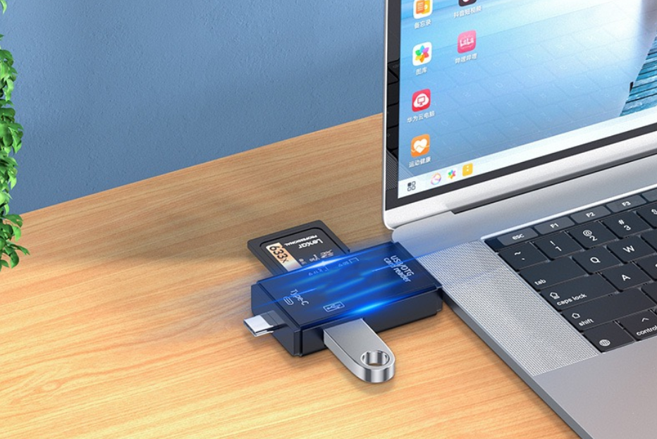 怎样把相机和U盘的照片视频，转到手机上？一个读卡器就轻松搞定