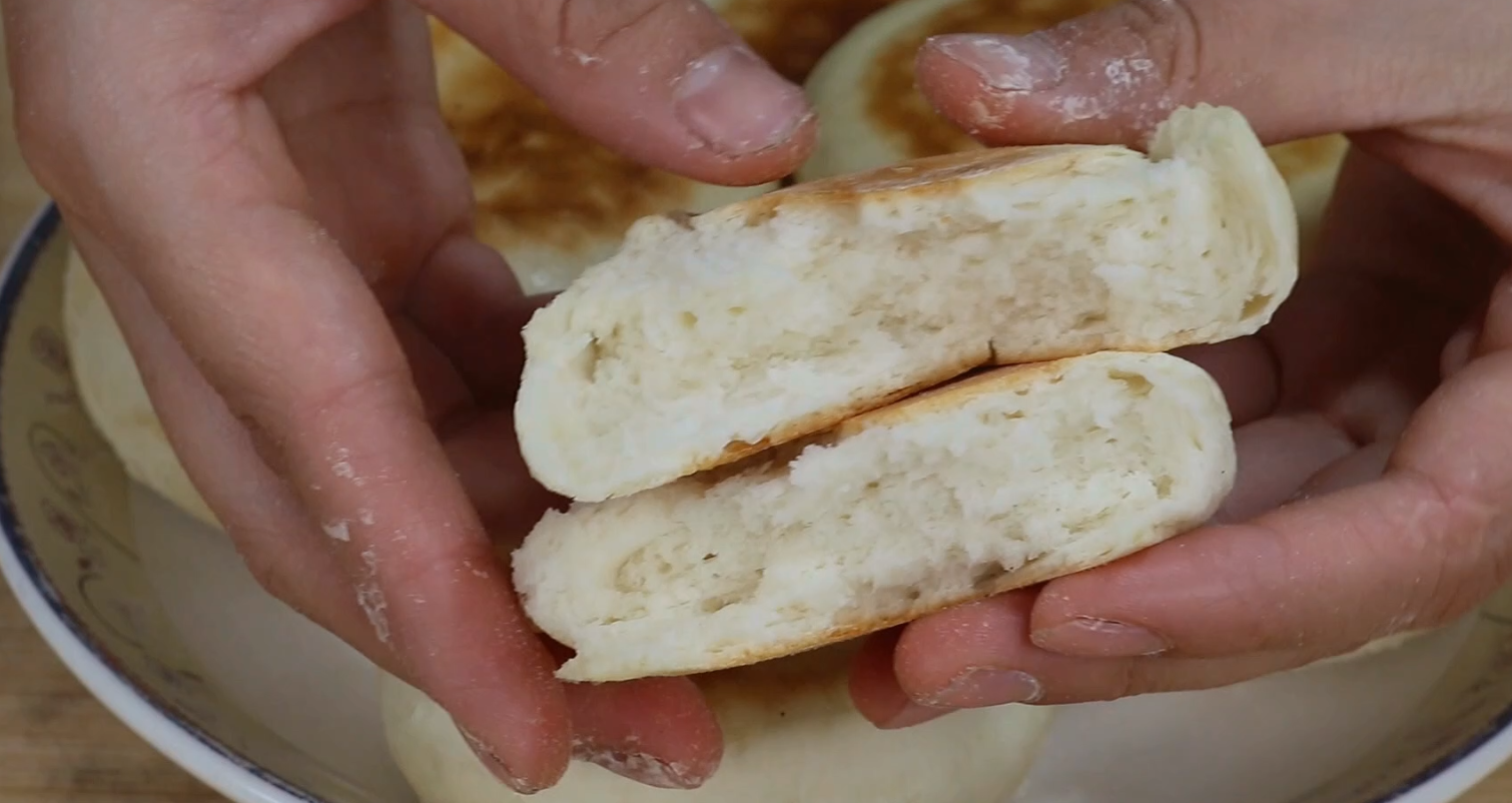 发面只加酵母和白糖就错了，教你绝招，10分钟发满盆