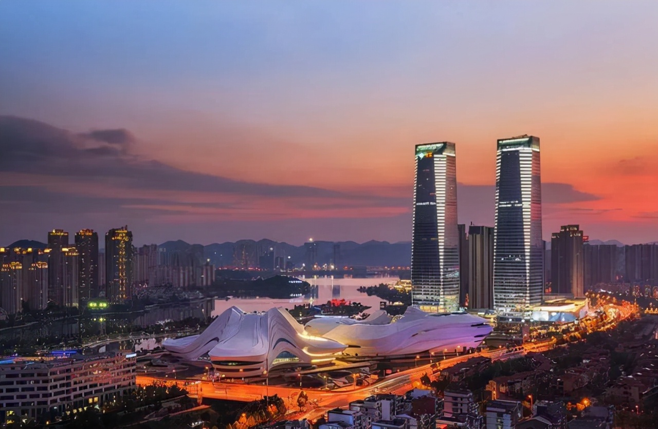 湖南排名前十的大学（湖南省重点高校排名出炉）