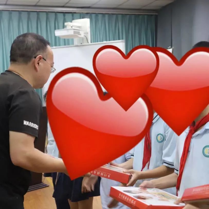 南湖小学和南湖小学退休教师开展六一关爱贫困儿童和留守儿童活动