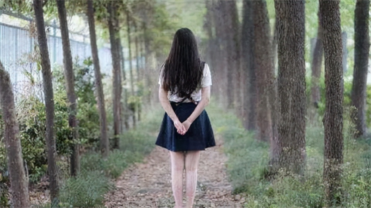 2012年，上海富商包养大学生，生仨娃花费2000万，最后发现被骗了