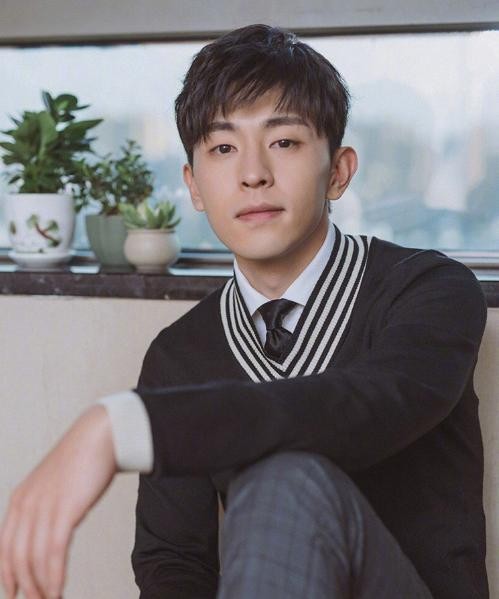 “流量小生”邓伦：跑过龙套做过平模，出演《白鹿原》终获肯定