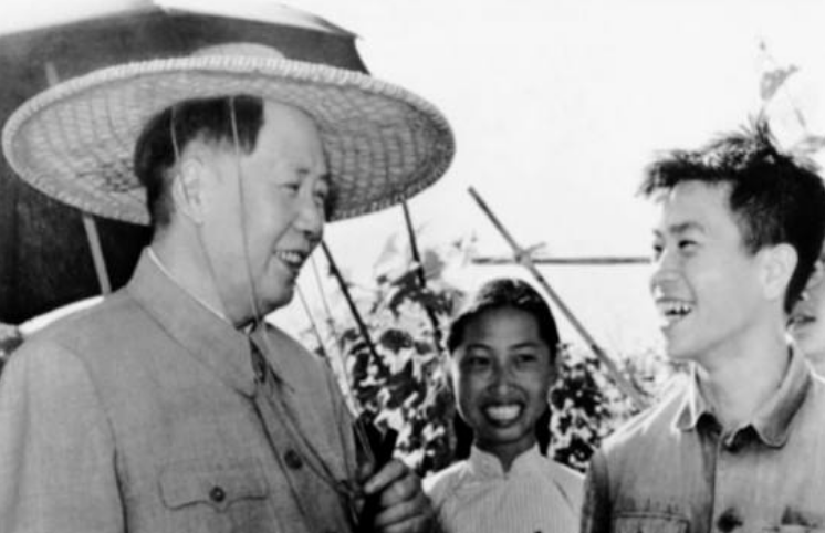 1944年，侯家沟两个村子妇女都不能生娃，毛主席：是不是水有问题