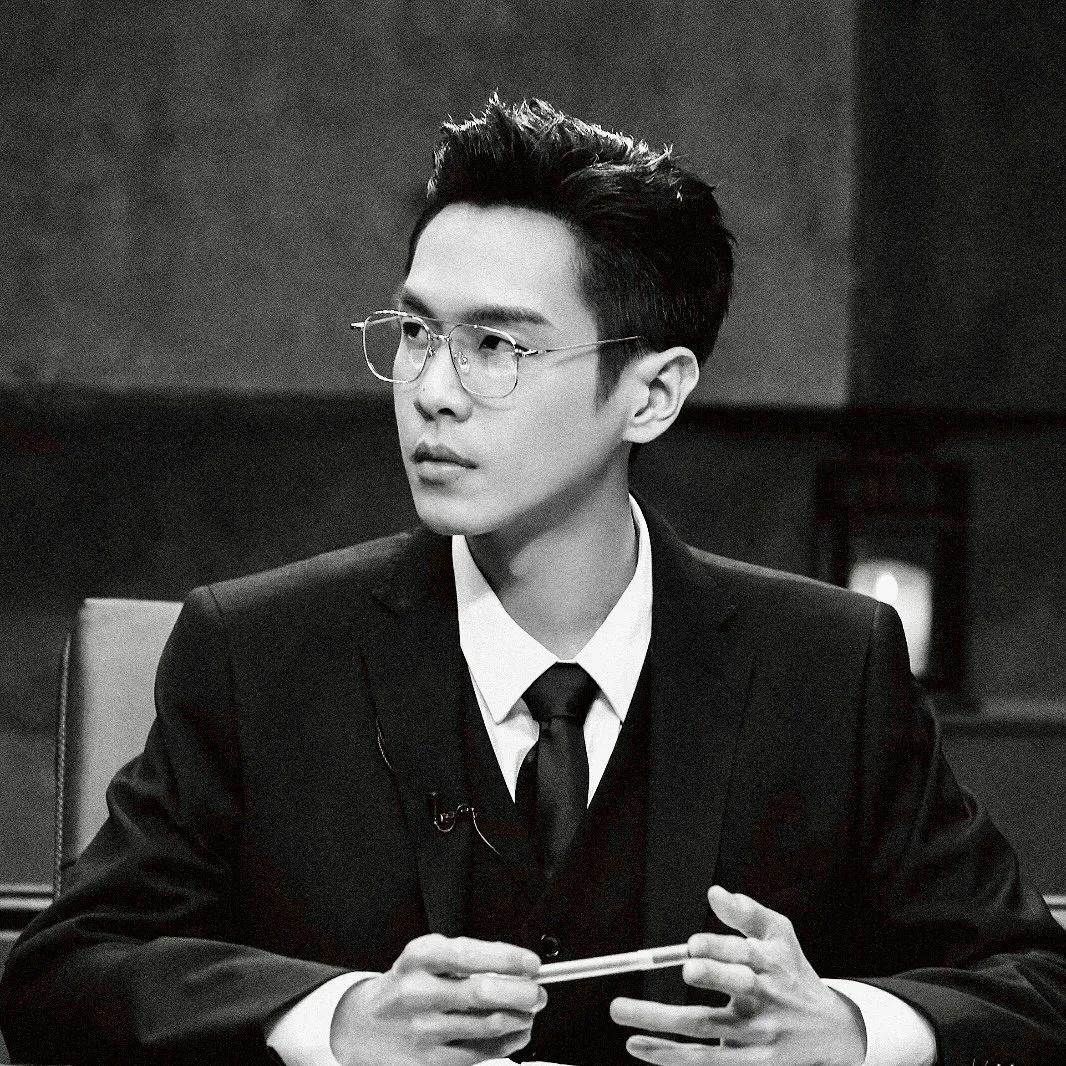张若昀 穿西装真的很蛊