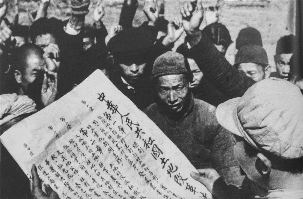 伟人的九大旷世奇迹，让中国重新站在世界之巅，多国后悔与之为敌