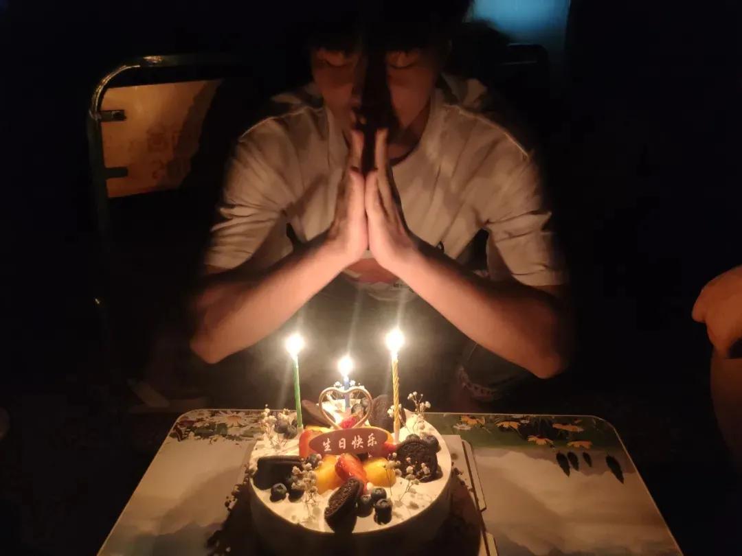 985×2+211×4=？，川农这个寝室不一般