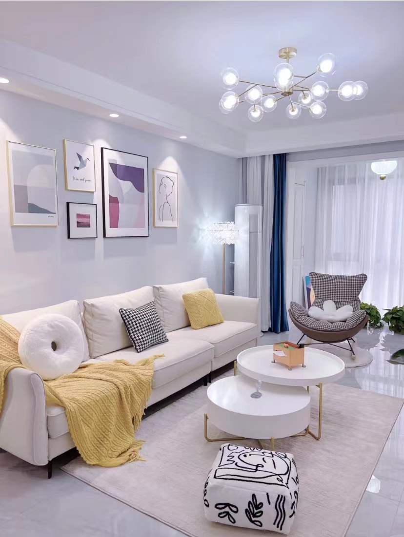 西安姑娘买下83㎡小两房，打造最美“穷装”，收获上万人关注