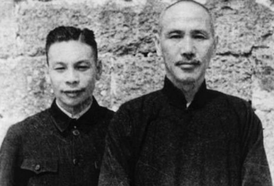 1977年胡琏夜间猝死，死前曾画一张地图，儿子：他晚年不敢提粟裕