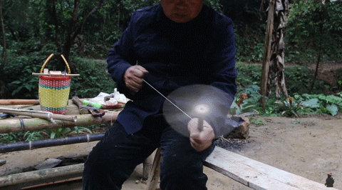 油管获赞1000万，广西大爷造出2600年前鲁班凳，千万老外大赞厉害