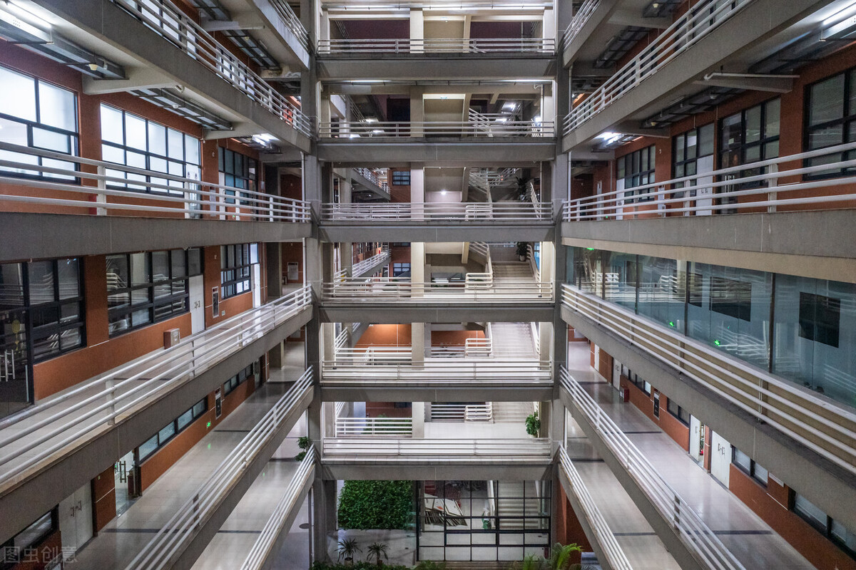 本科压线生注意，这5所刚升本不久的本科高校适合捡漏，保住本科