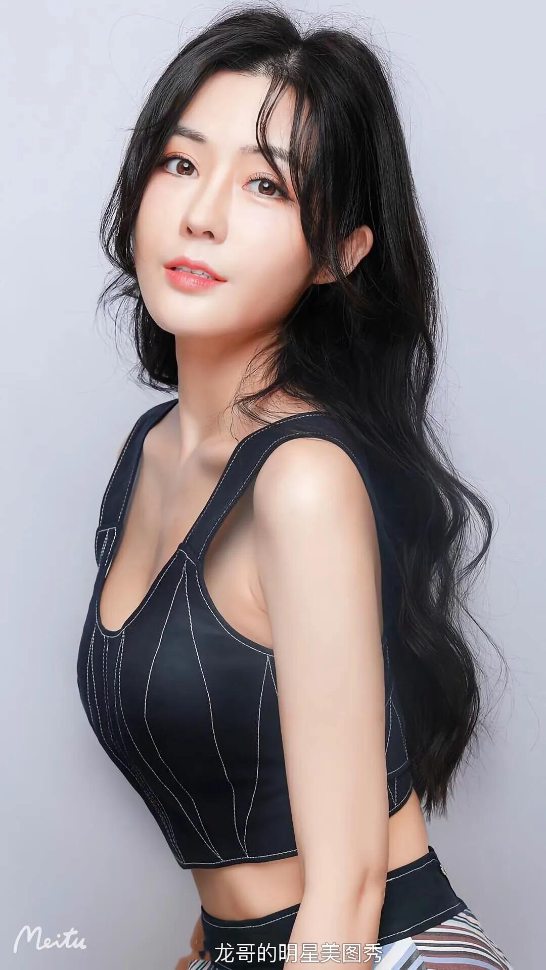 明星美图秀：汤晶媚