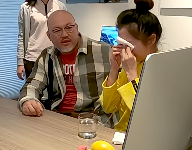 新剧遭换角、高龄拼四胎、肚皮都是针眼...女星怀孕各有各的心酸