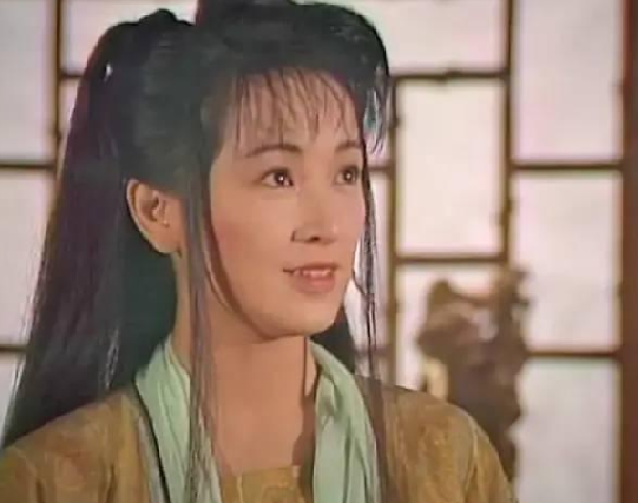 雪花神剑：明明梅绛雪是主角，为何却被聂小凤喧宾夺主了呢？