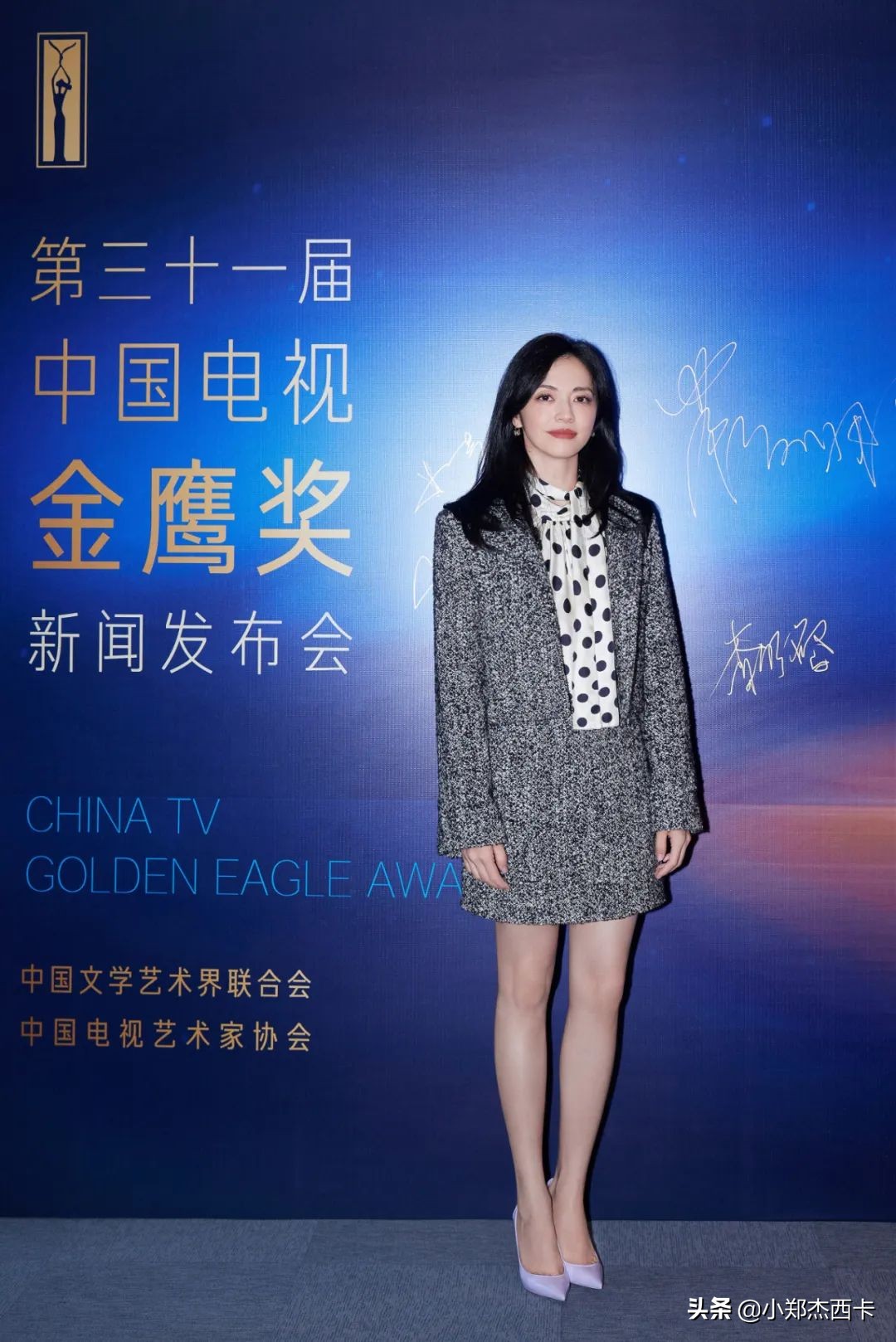 被毁容了还能翻盘？57岁的她才是真 • 传奇