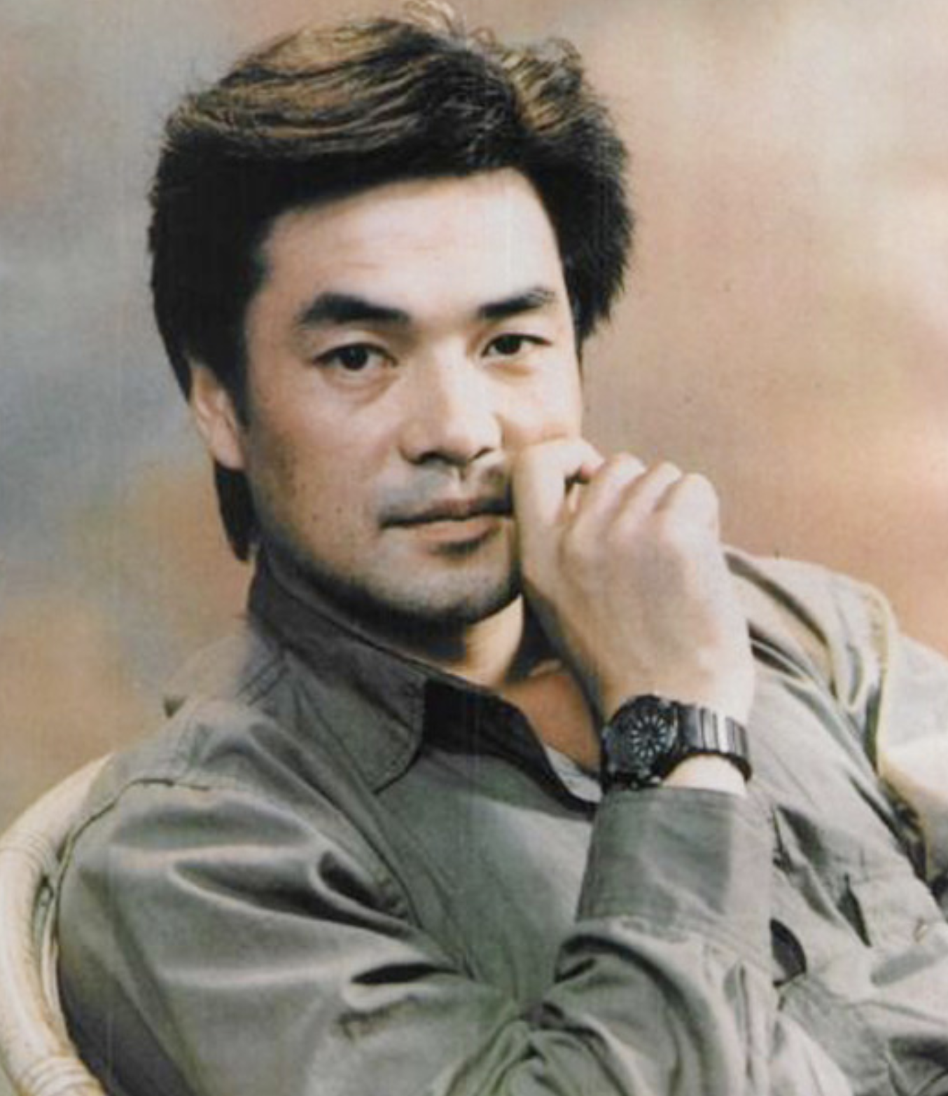 “痴情汉”尤勇智：扇班主任嘴巴，遭许晴抛弃，余生不负妻子沈蓉