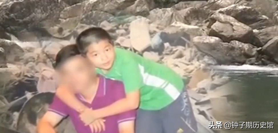 2013年,浙江14岁男孩跟驴友团爬山不幸身亡,其母向驴友索赔116万