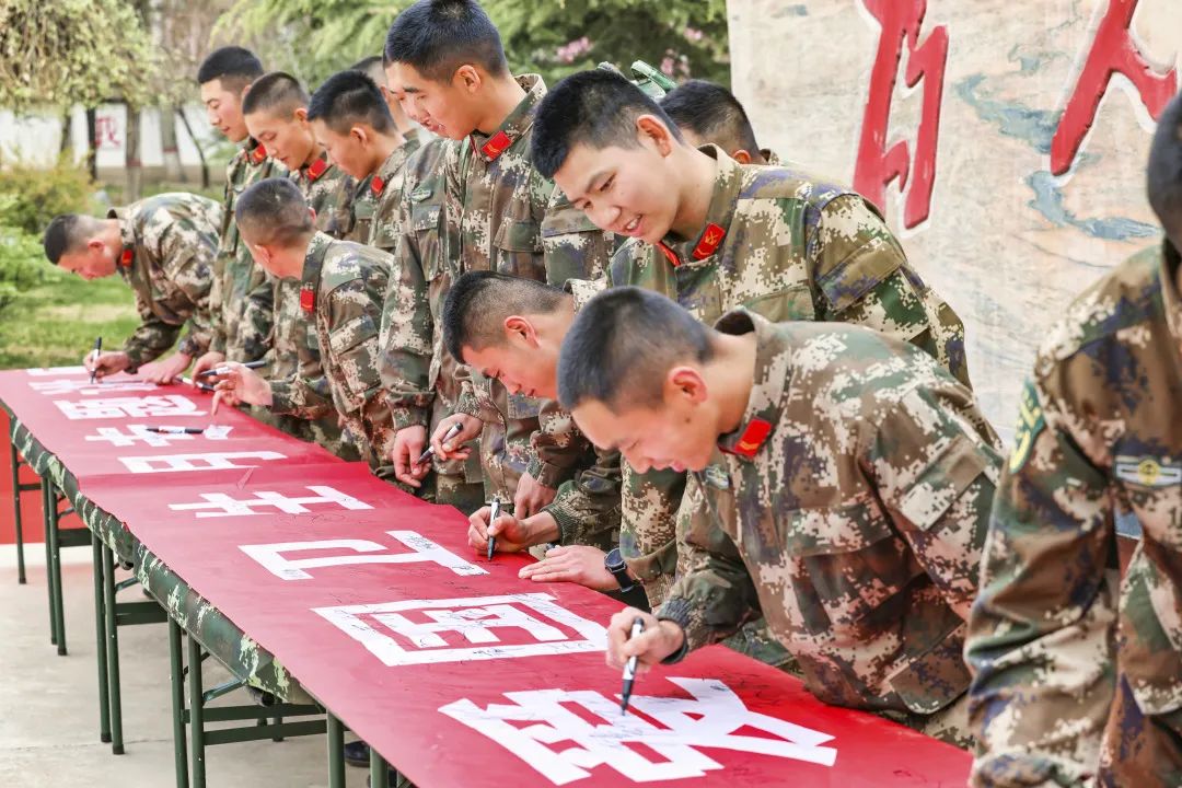 侯<a href=http://www.cngansu.cn/news/ target=_blank class=infotextkey></a>֧ܶӣ£ٱж