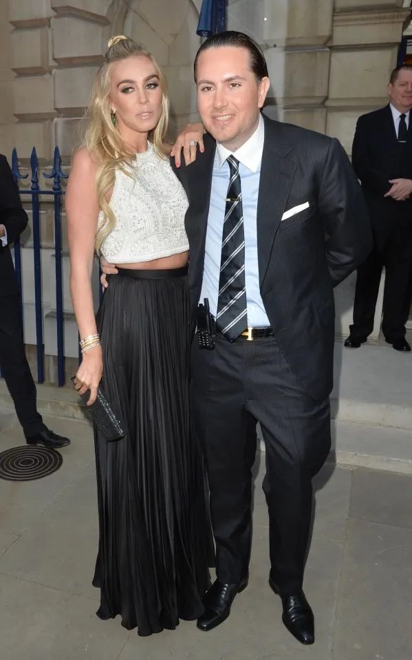 甩掉家暴老公，她带着十几亿身家嫁平民了