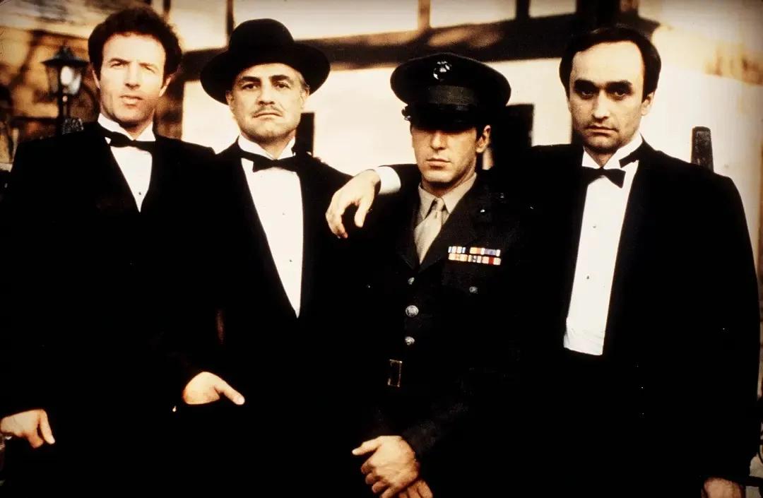 巨星刚出道时也曾被人看作小杂鱼