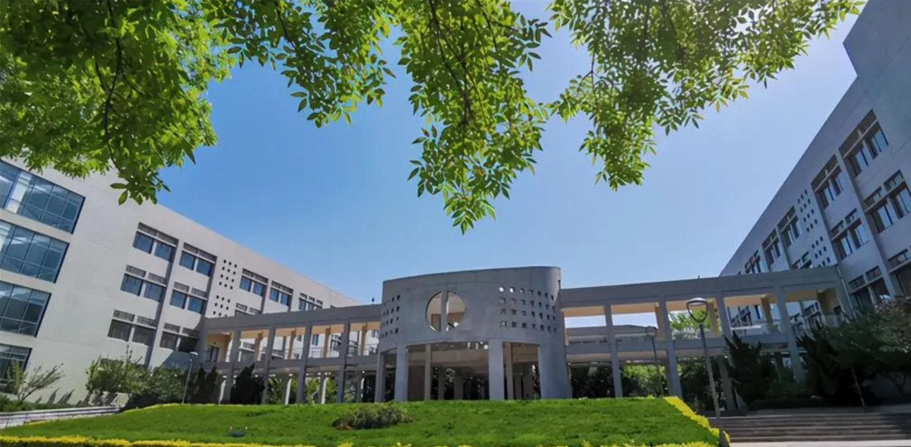 神奇：成人大专7年从高职升为公办普通本科高校，名字像民办