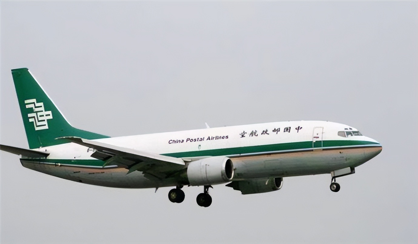 中国最强快递公司,却被网友质疑开不下去,中国邮政的隐秘硬实力
