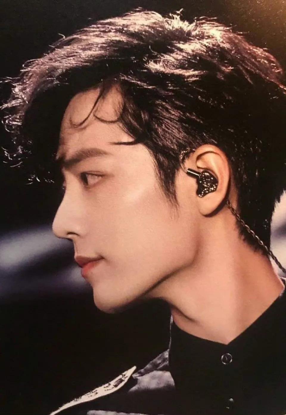 「肖战图集」帅气得超过1005分