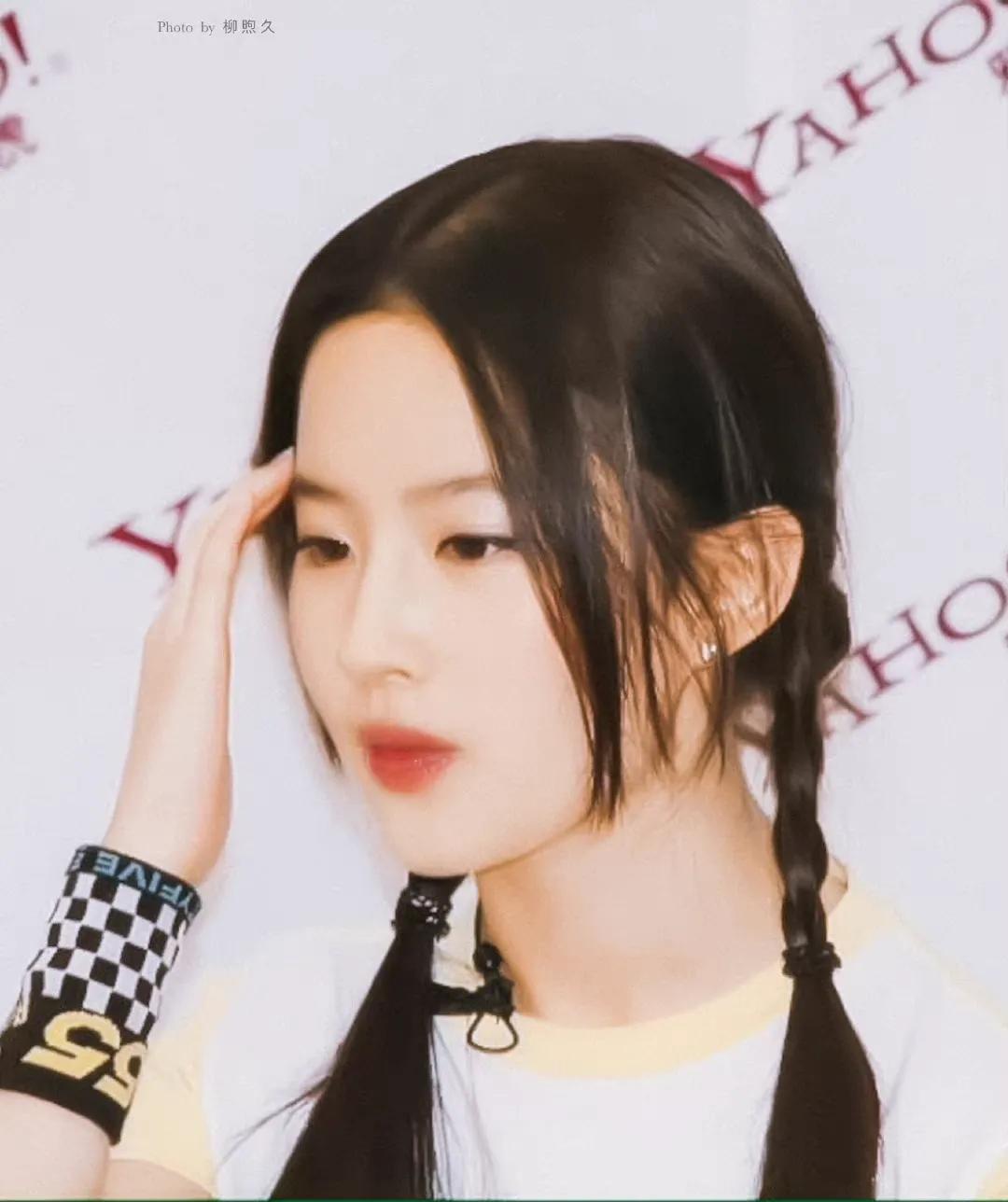 「刘亦菲旧图」少女时代的她，可爱双马尾，美得让人心悸