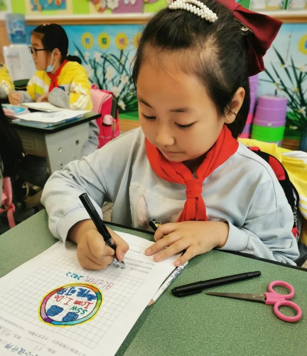 实验小学外国语学校举行“能娃学数学——艺术节徽标设计比赛”
