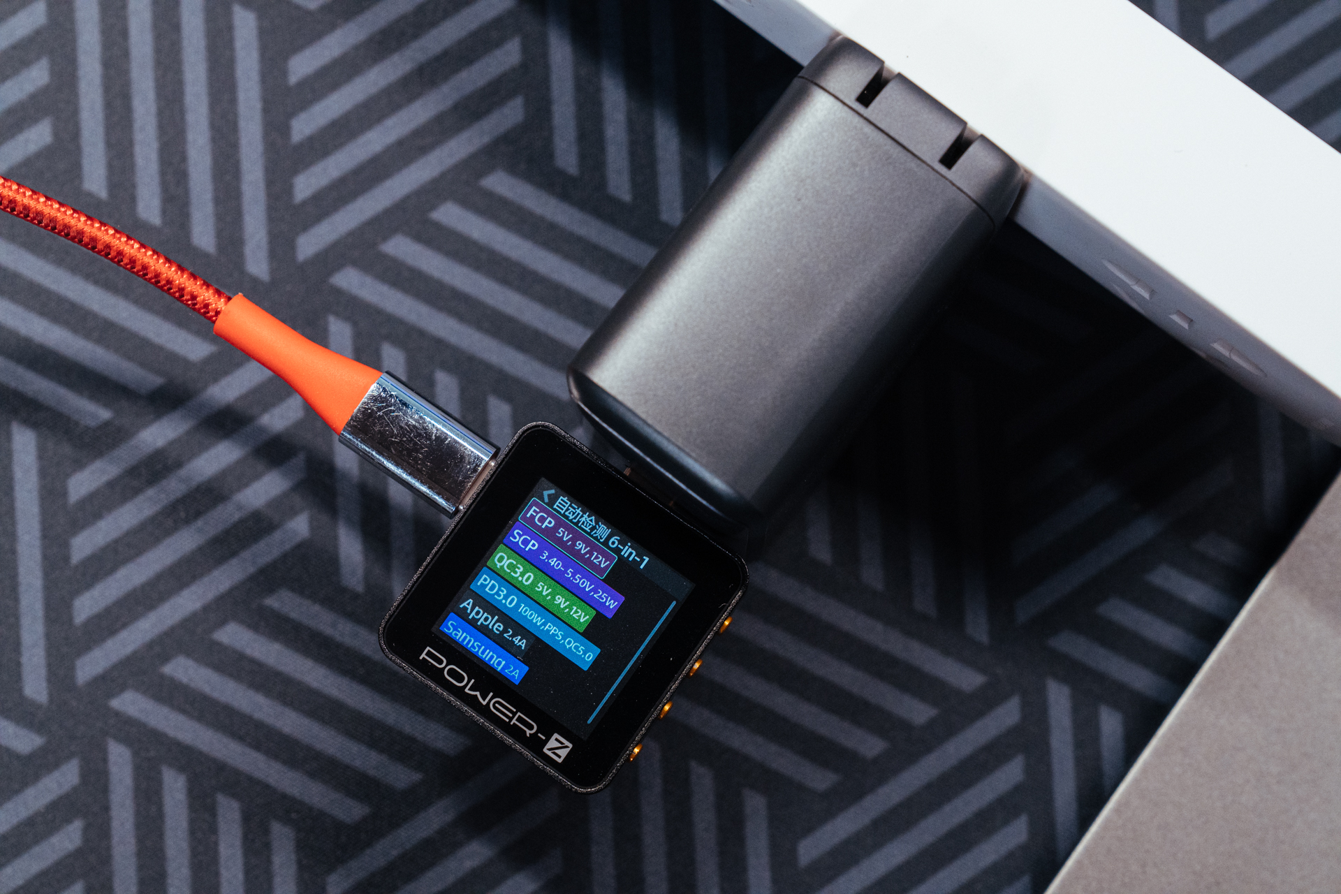 简洁条理，如何布置自己的办公桌面：轻办公好物分享