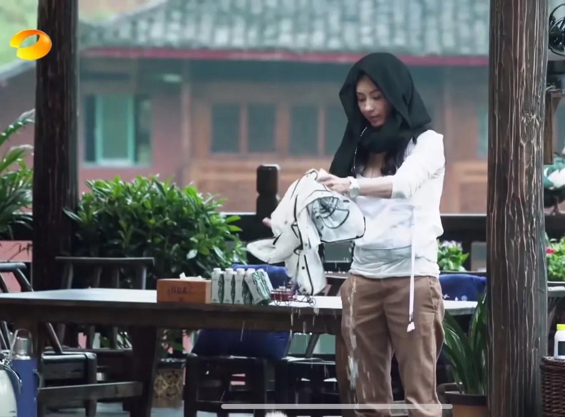 张柏芝节目里好啰嗦，但是我超级喜欢