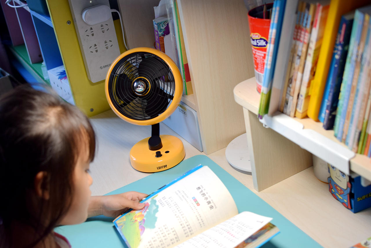 颜值即正义，Lofree洛斐有范S桌面风扇焦点配色+边角置物套装体验