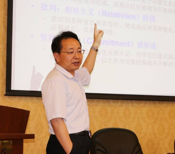 北大教授“工资单”流出，看到实发薪资，和想象的不太一样