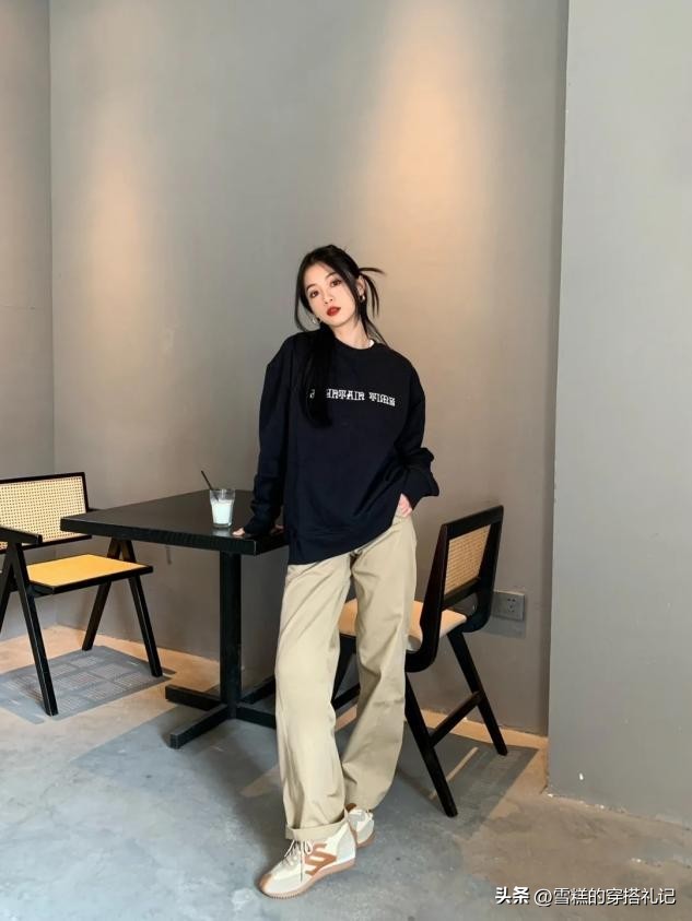 今年裤子流行“穿宽不穿紧”，时髦百搭还遮肉，胯宽、腿粗都适合