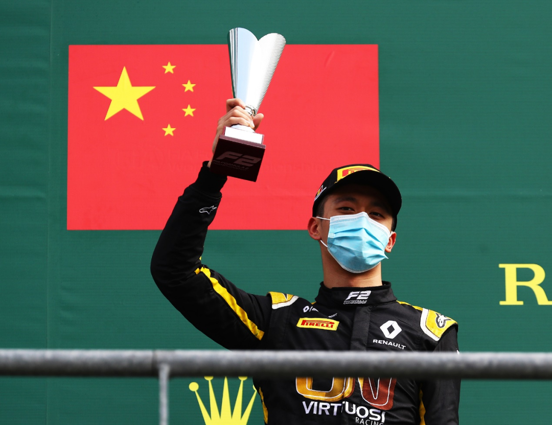 上海世界杯人数(周冠宇“翻车”背后：上海连续16年举办F1赛事，中国独立观众市场最大)