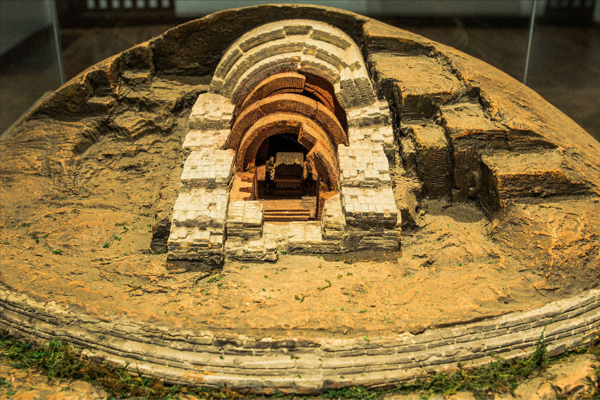 成吉思汗墓找到了吗(成吉思汗大墓或被找到,专家准备挖掘时,蒙古总理